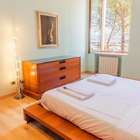 Romantic Coast View - Italian Homing Apartment